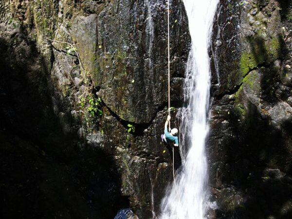 Bali Total Canyon: 4-Hour Intermediate Canyoning (North Bali)