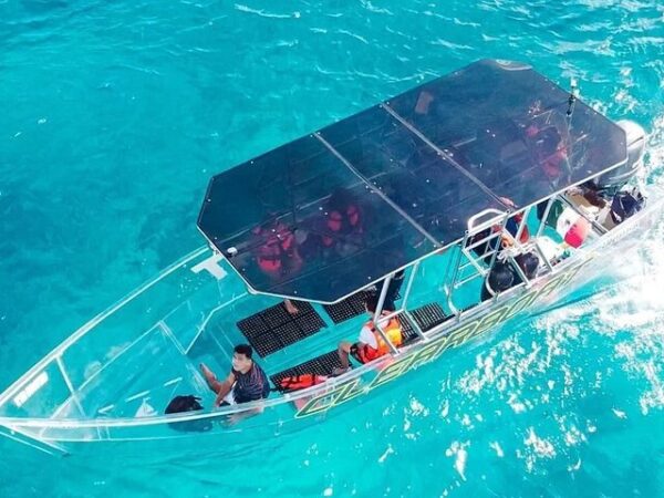 Transparent Boat Ride Around Cozumel Island + Snorkel